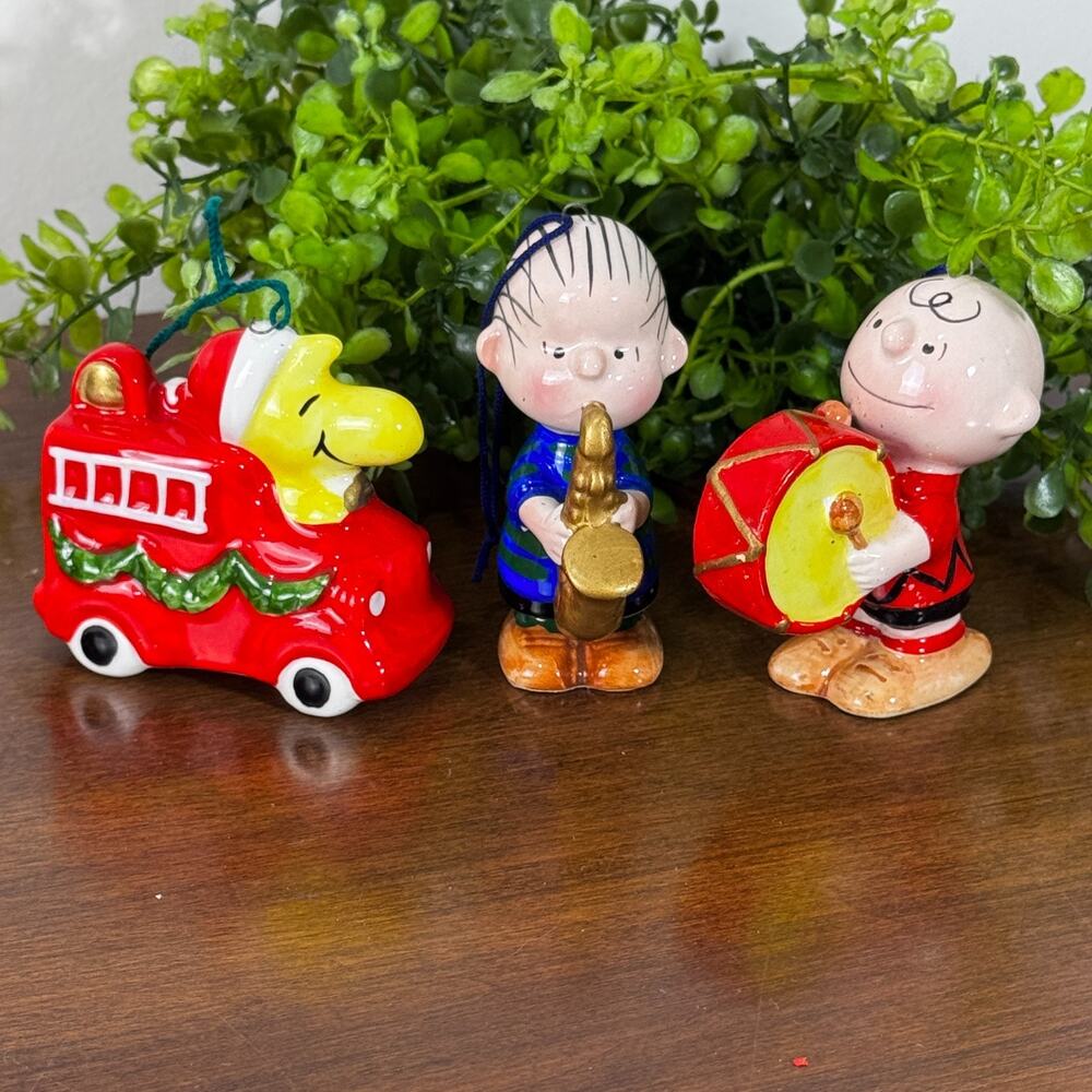 Vintage Peanuts Christmas Ornaments Charlie Brown, Woodstock and Linus Japan